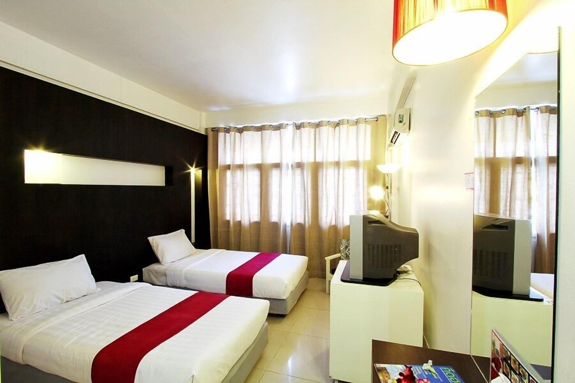 The Ratchathani Hotel Ubon Ratchathani Esterno foto