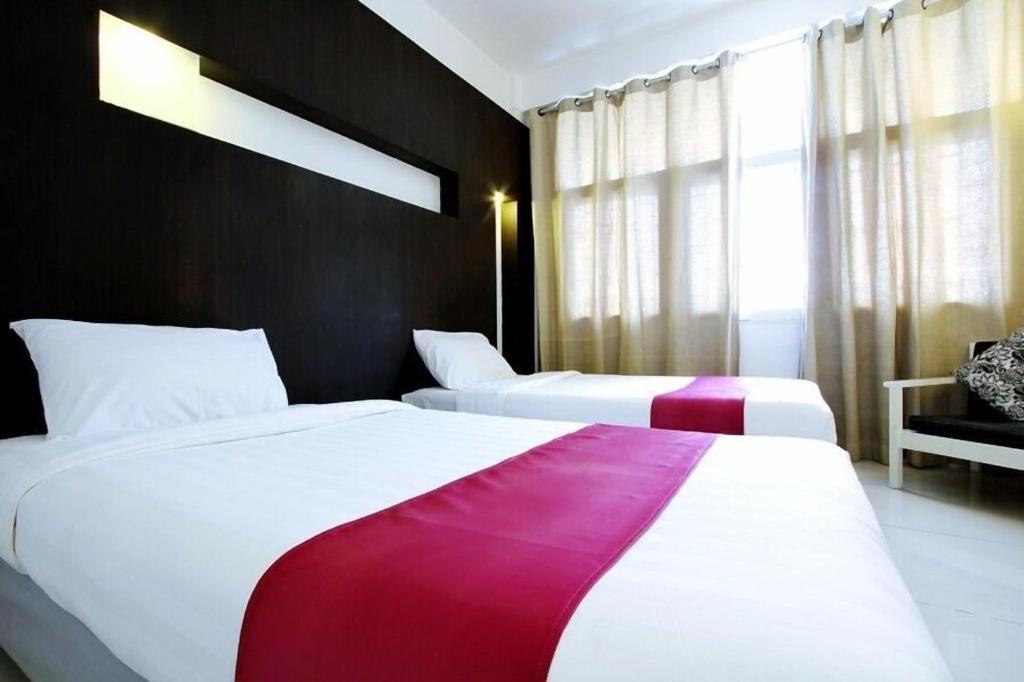 The Ratchathani Hotel Ubon Ratchathani Esterno foto