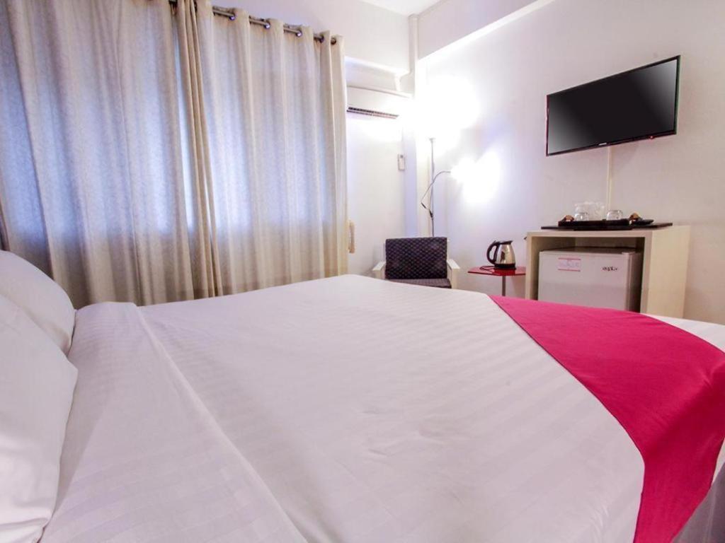 The Ratchathani Hotel Ubon Ratchathani Esterno foto