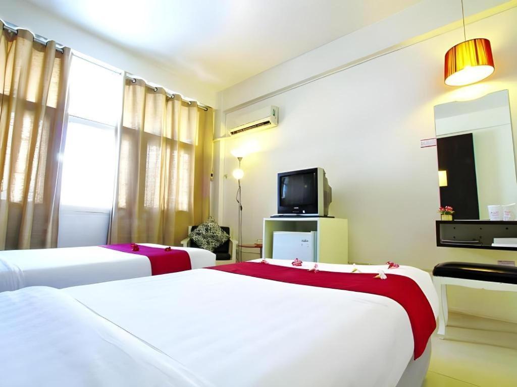 The Ratchathani Hotel Ubon Ratchathani Esterno foto