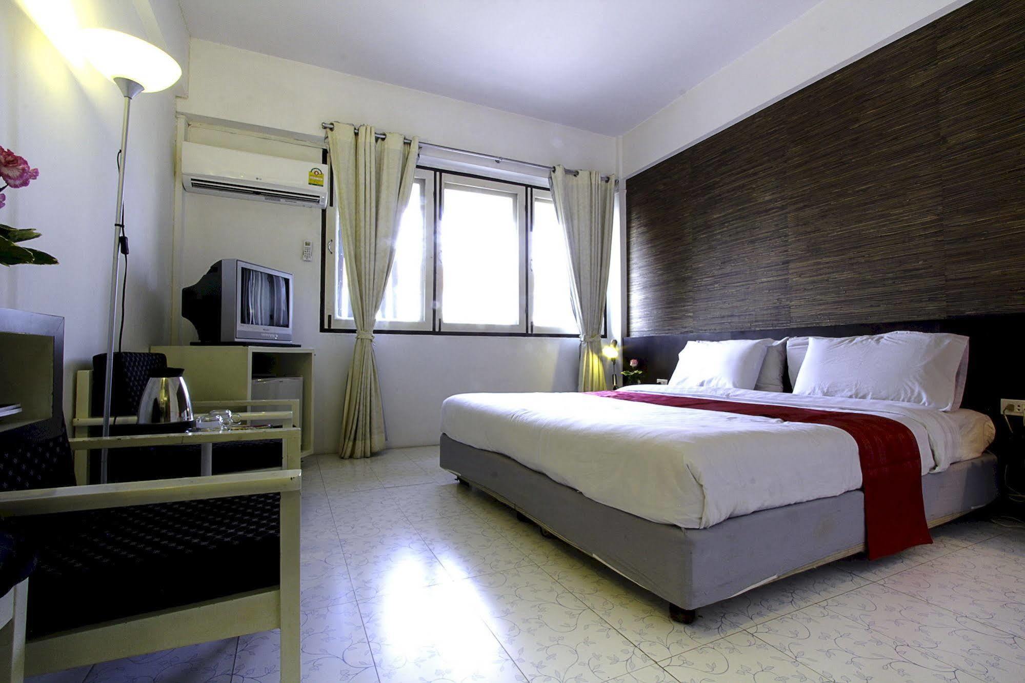The Ratchathani Hotel Ubon Ratchathani Esterno foto